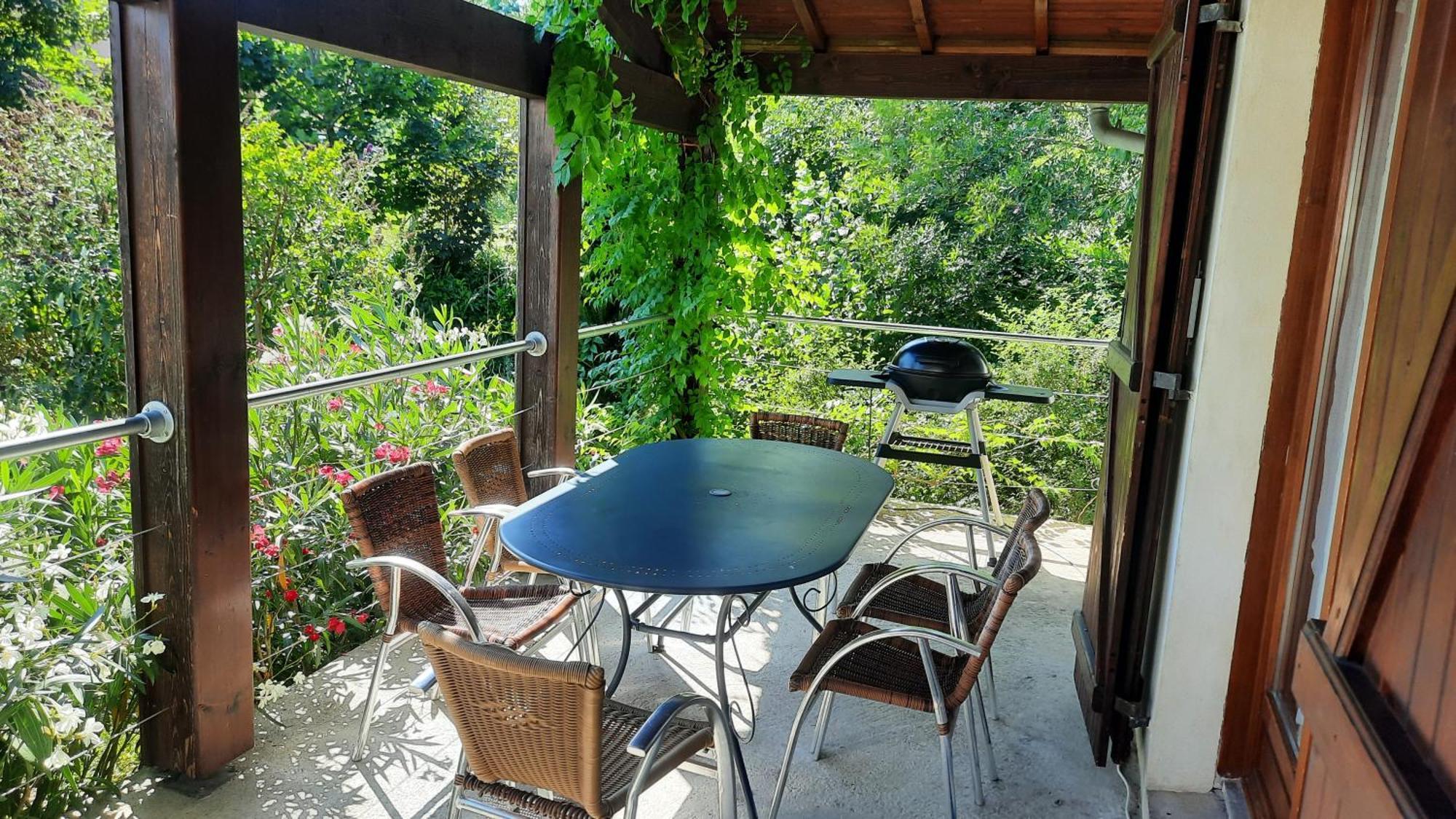 Dependance Guest House Proche Lyon Craponne Exterior photo